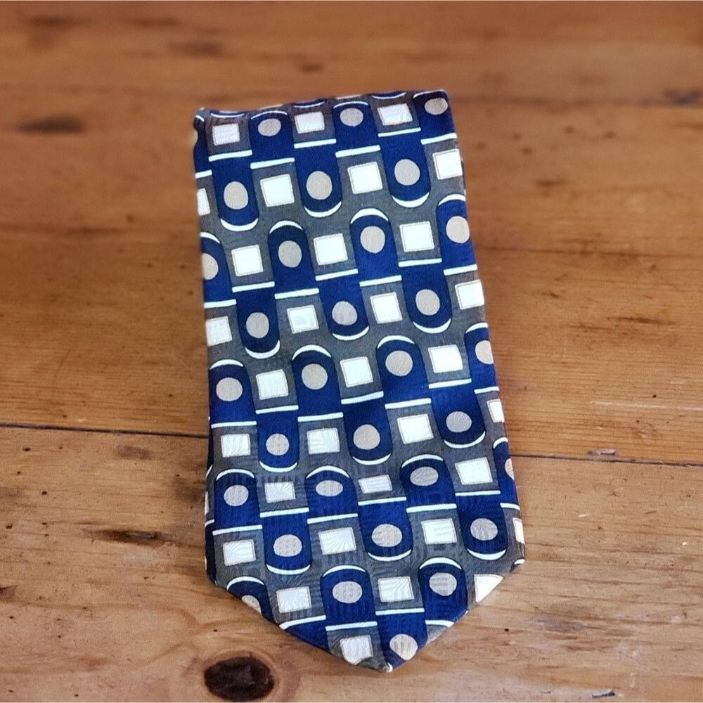 Men's Ziggurat by Mulberry 100% Silk Tie